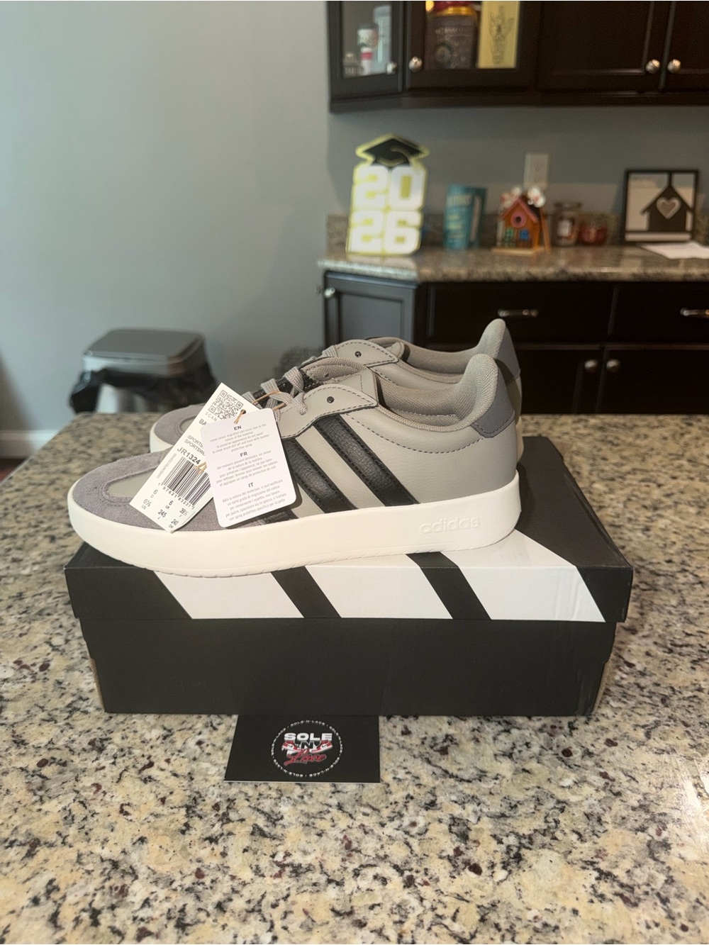 Size 6.5 Adidas Barreda Grey Black SKU JR1324 Brand New Damaged Box